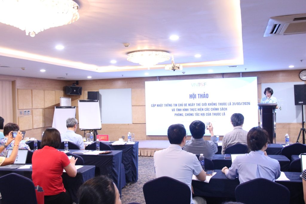 cấm người sinh từ năm 2010 mua thuốc lá
